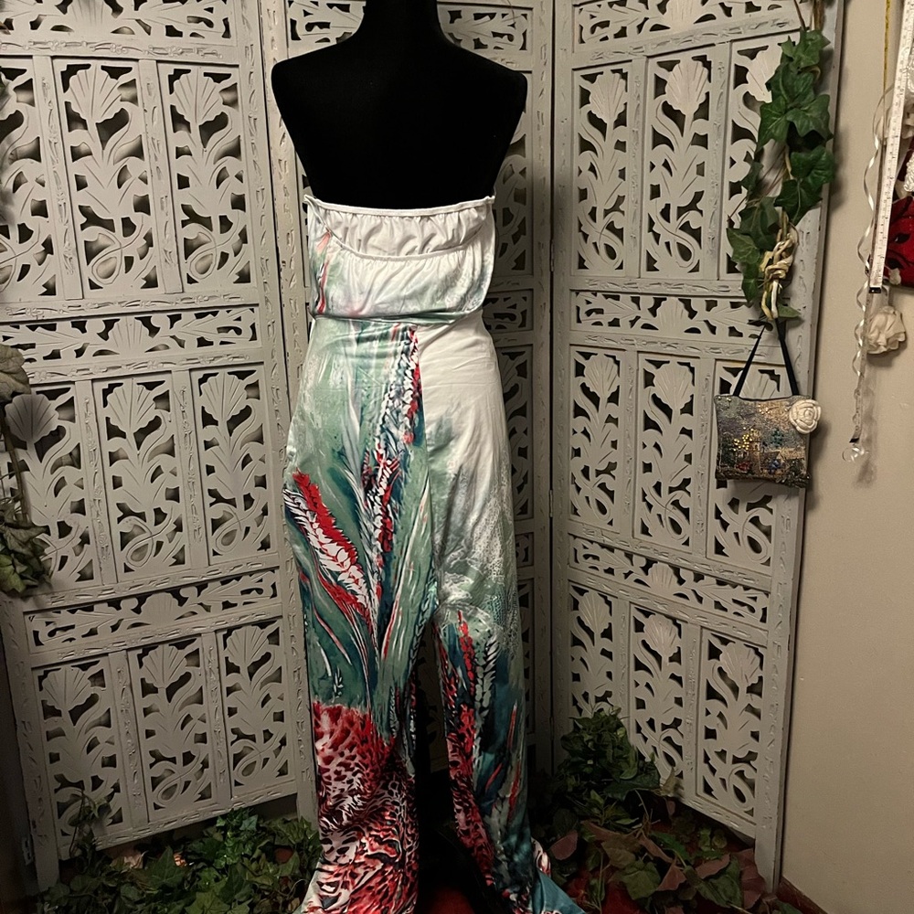 SPRING FEVER WHITE GREEN RED & ANIMAL PRINT STRAPLESS WIDE LEG PLUS JUMPSUIT - Picture 7 of 13
